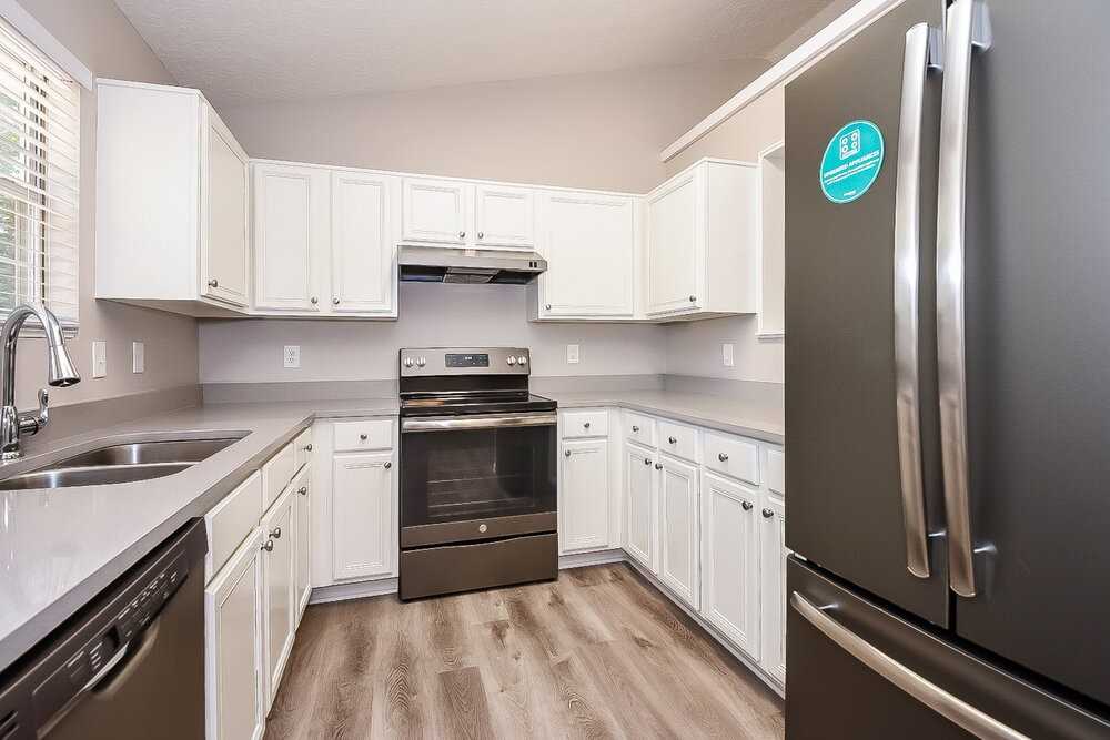 3716 Crescent Hill Ln Nw - Photo 7 of 16