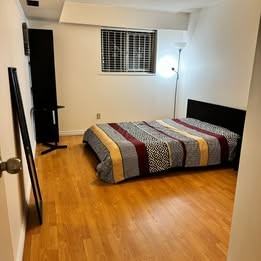 146 East 53rd Avenue - Photo 5 of 9