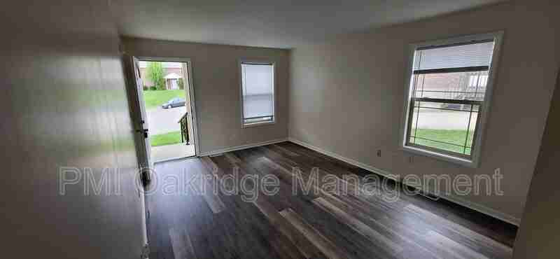 749 Charlton Ct #1 - Photo 3 of 17