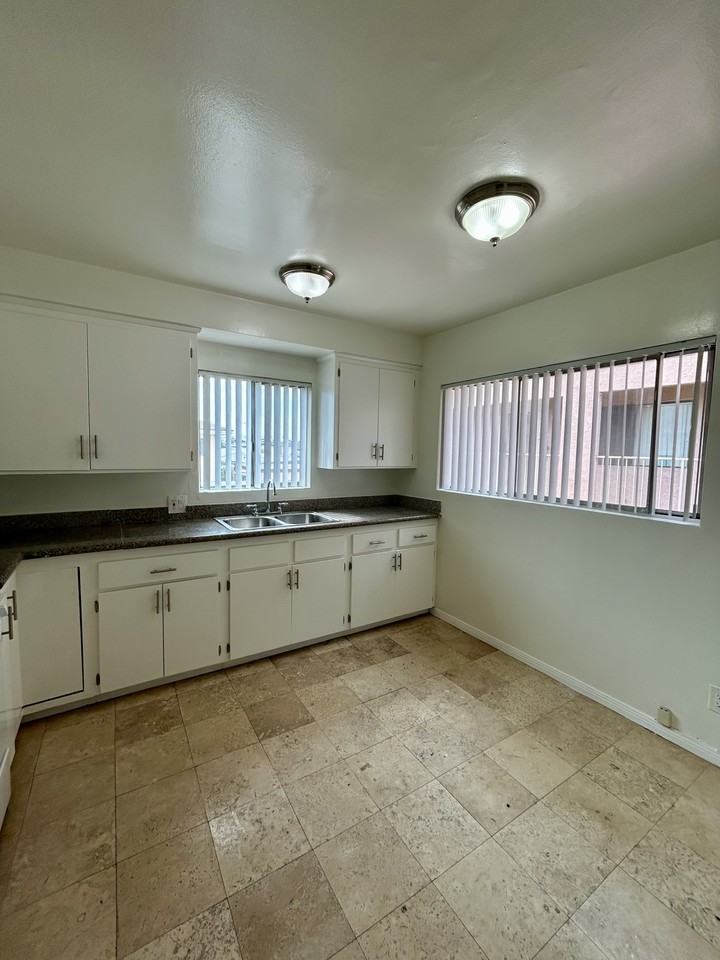 12645 Ramona Avenue #J - Photo 4 of 14