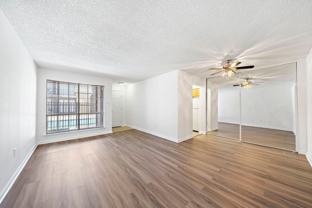 711 Holiday Dr - Photo 1 of 1