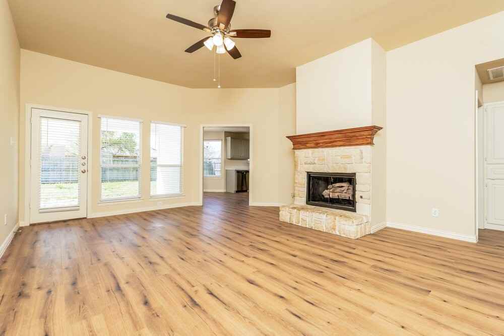 211 Dove Mdws - Photo 3 of 16