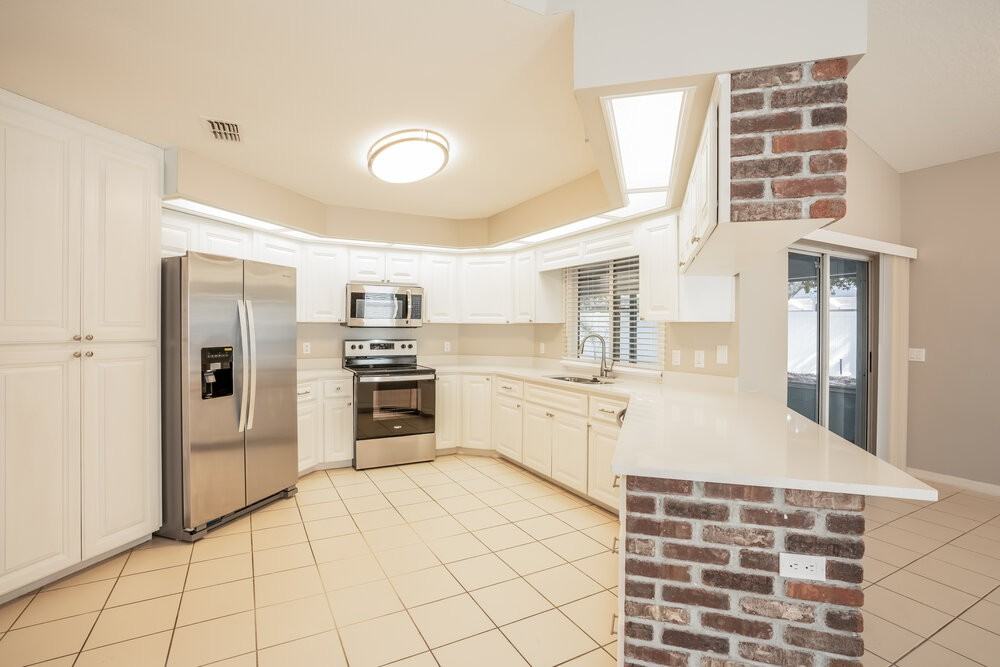 7530 Gunstock Dr - Photo 7 of 16