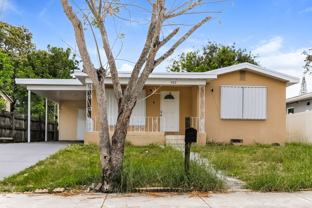 922 N E St - Photo 1 of 1