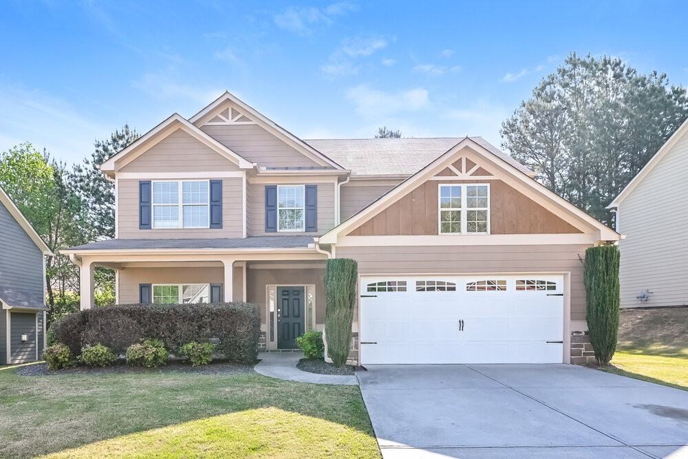 929 Walking Stick Trl