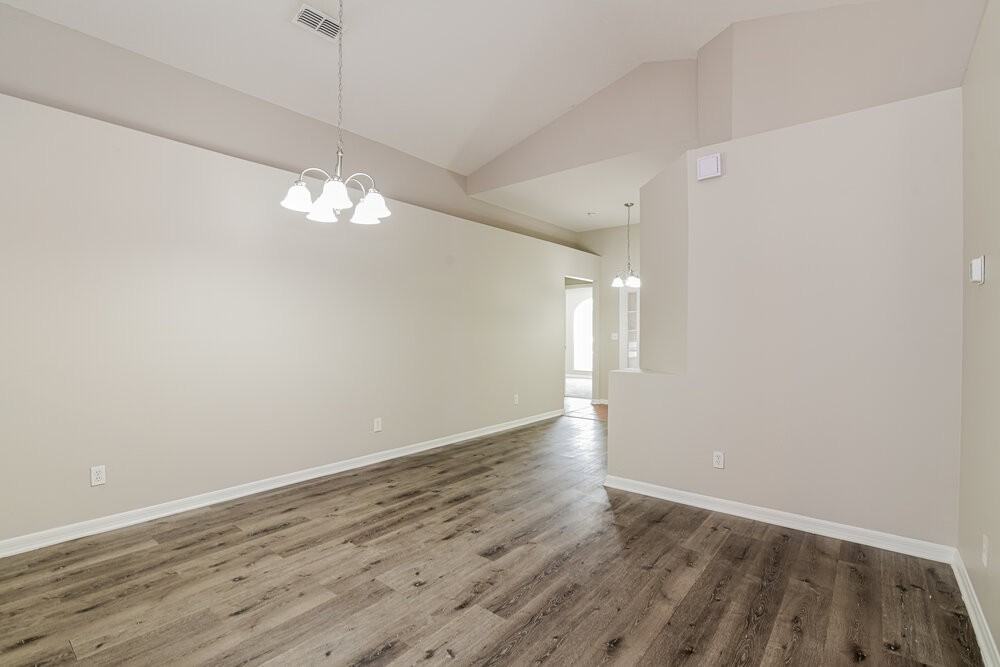 2055 Newtown Rd - Photo 6 of 16