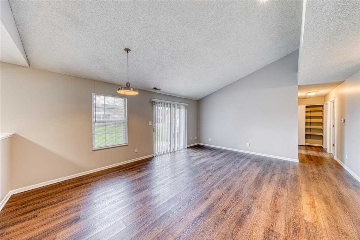 2715 E 28th St #1 - Photo 6 of 21