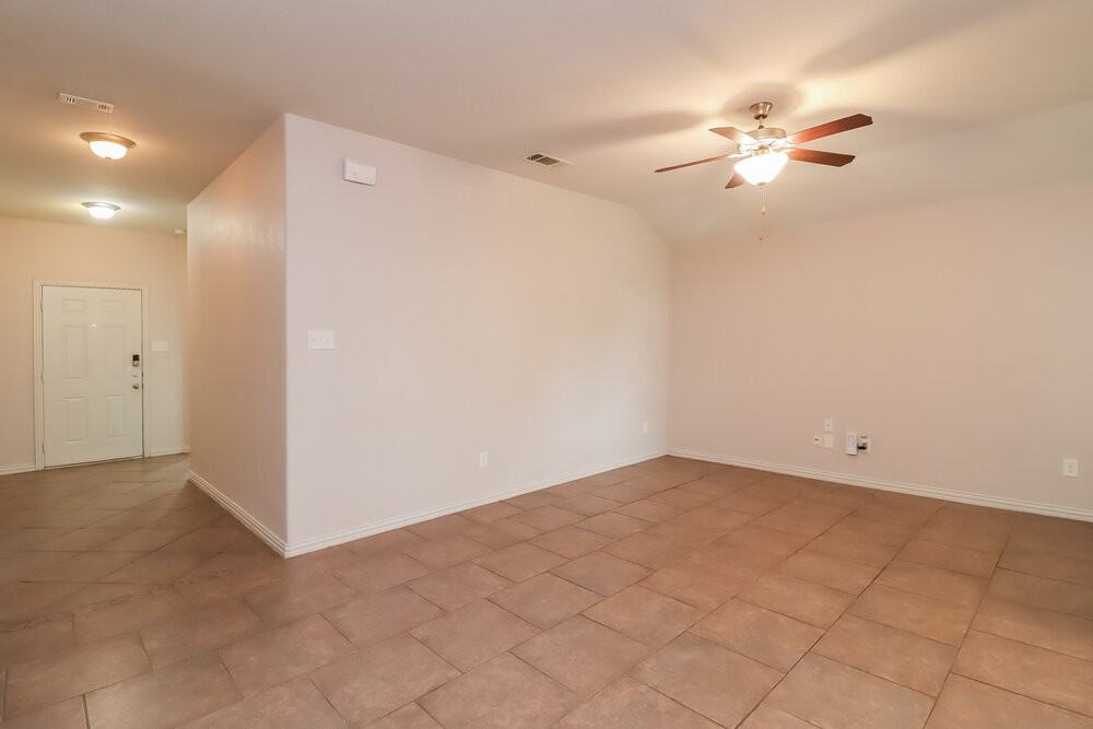 7648 Hollow Point Dr - Photo 3 of 14