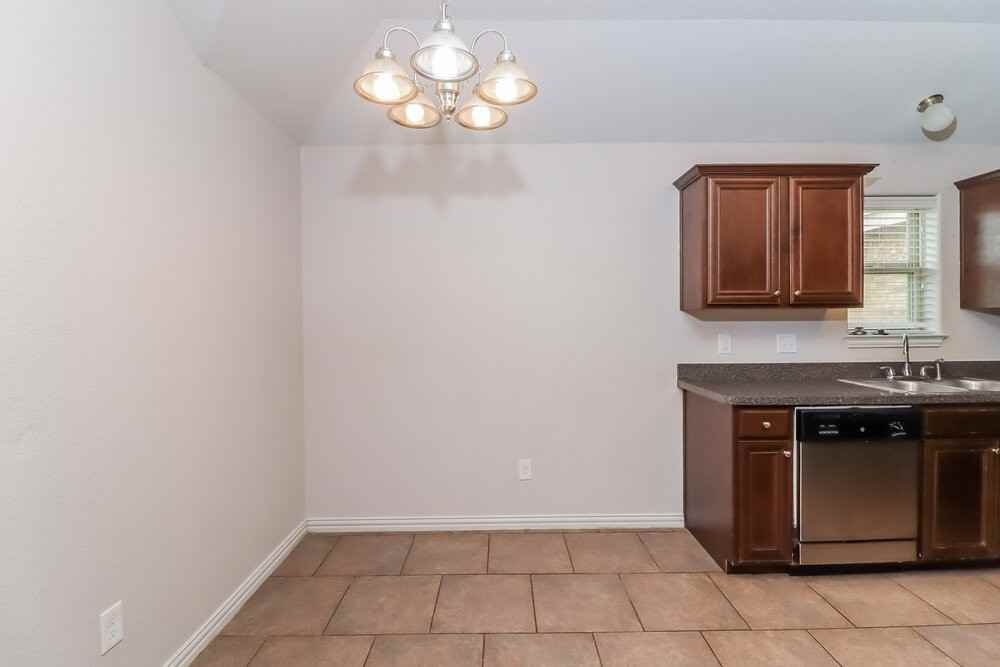 7648 Hollow Point Dr - Photo 6 of 14