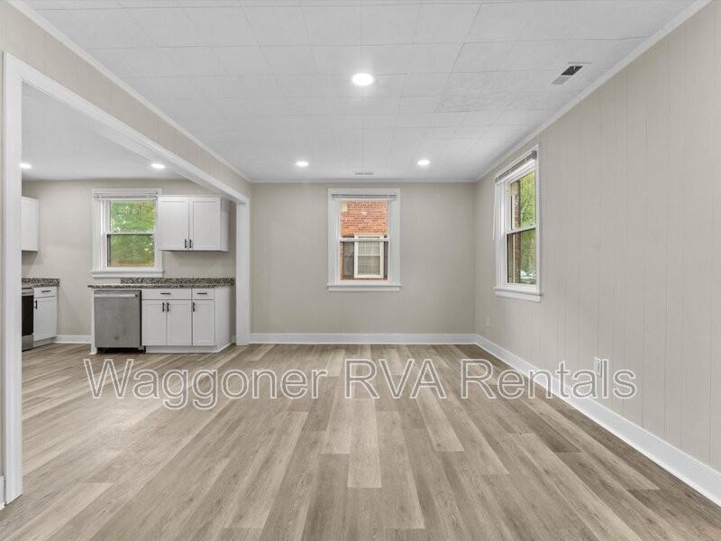 2513 Dana St - Photo 5 of 38