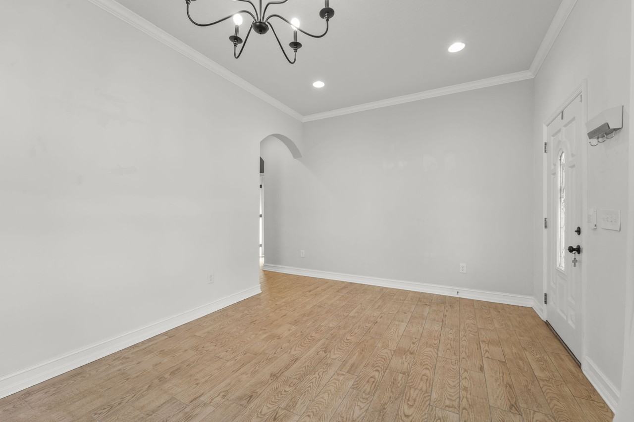 967 49th Ave N #1 - Photo 2 of 20