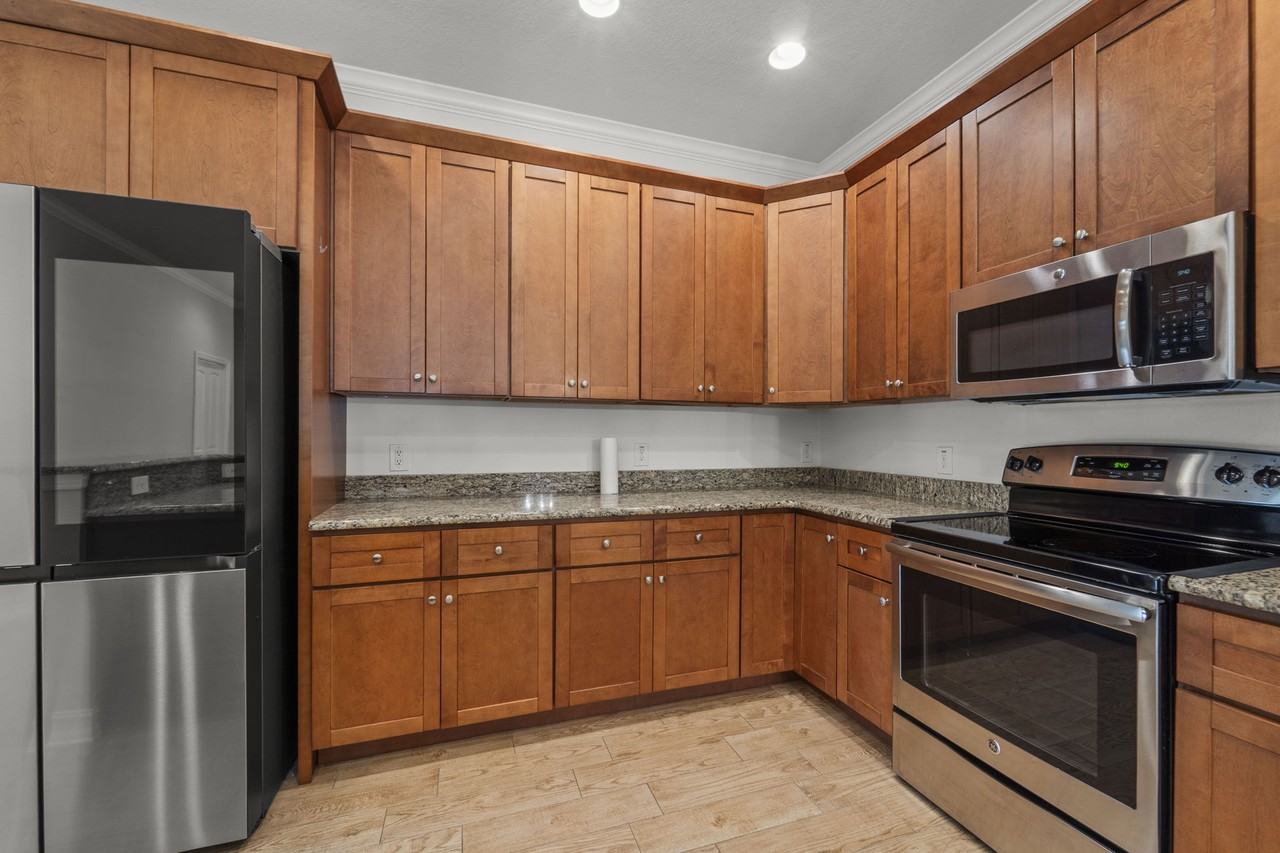 967 49th Ave N #1 - Photo 3 of 20