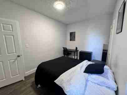 2733 Maryland Ave #201