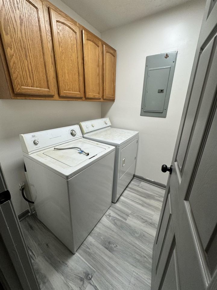 203 Hillsboro Rd #A - Photo 6 of 14