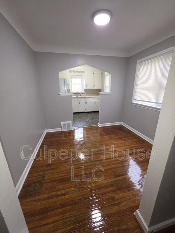 530 Mayfair Blvd - Photo 3 of 17