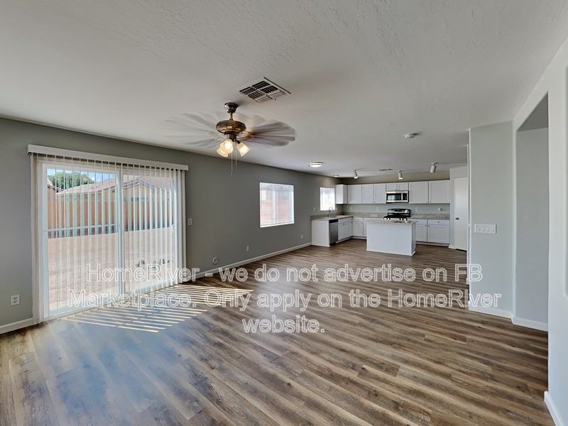 6029 W Wood St - Photo 5 of 23