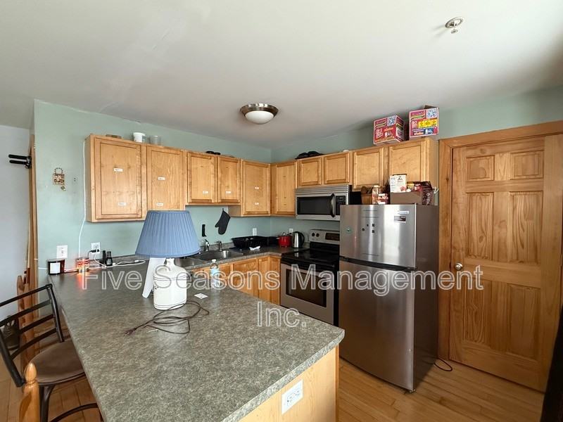 53 Walnut St - Photo 2 of 12