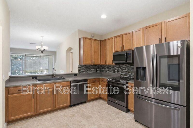 11840 13th Way N #11840 - Photo 4 of 25