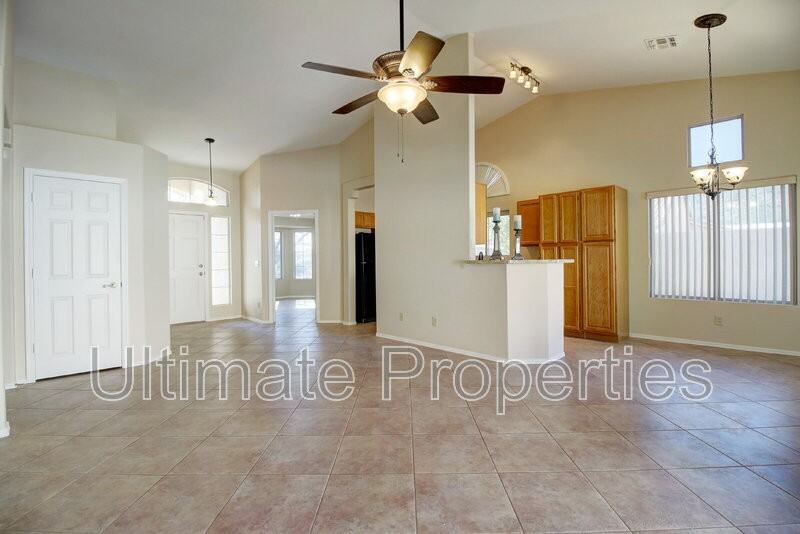 6124 W Whispering Wind Dr - Photo 7 of 20