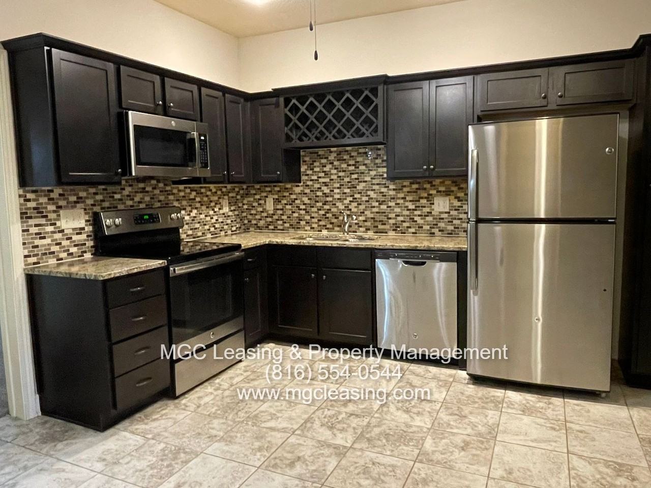 2231-2237 SW Burning Wood Ln - Photo 7 of 50