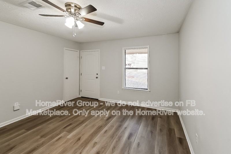 875 Hackberry Dr - Photo 2 of 19