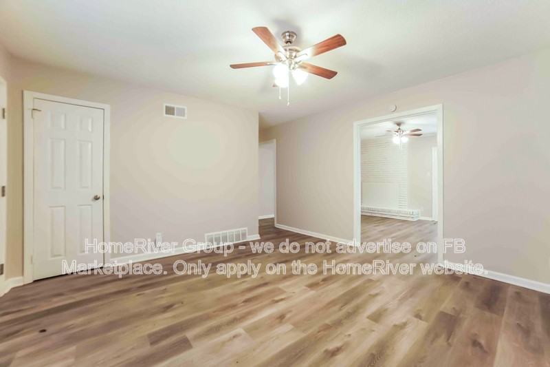 1756 W Holmes Rd - Photo 5 of 19