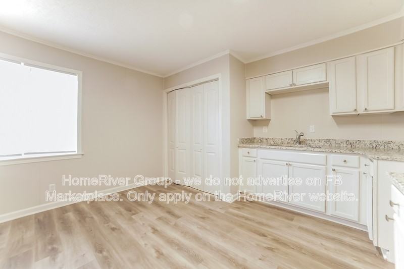 1756 W Holmes Rd - Photo 7 of 19