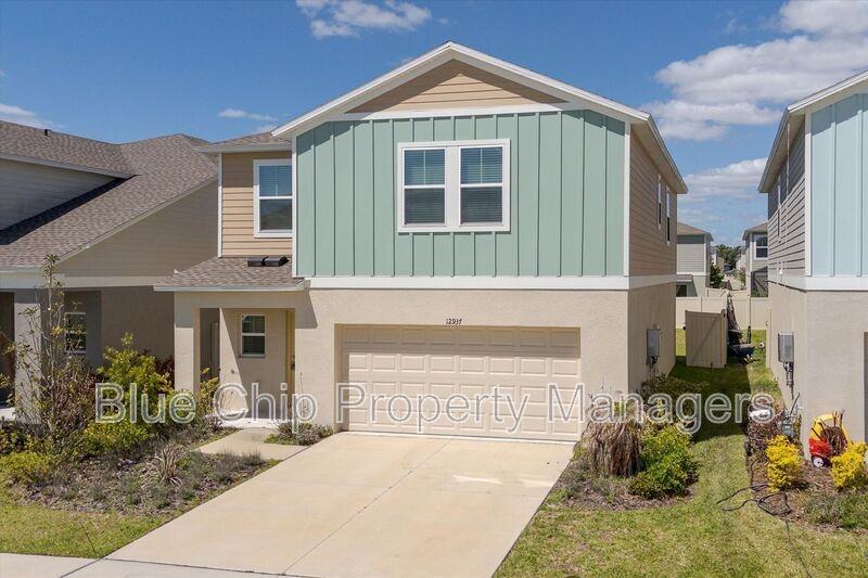 12937 Camarillo Pl - Photo 6 of 48