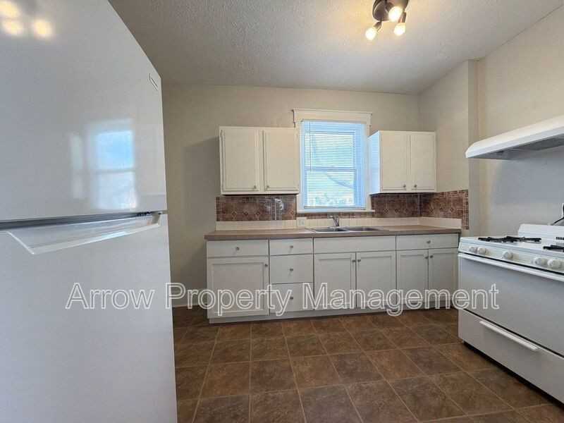 2068 S 18th St #1 - Photo 2 of 10