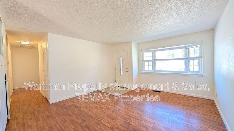 3003 Gomer Ave - Photo 3 of 21