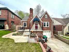 featured image of 5120 Franklin St