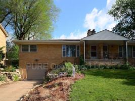 featured image of 5156 Pierce St