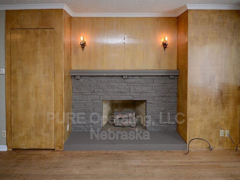 5156 Pierce St - Photo 6 of 30
