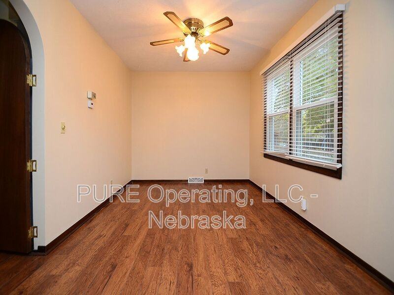 5723 S 152nd Avenue Cir - Photo 5 of 29