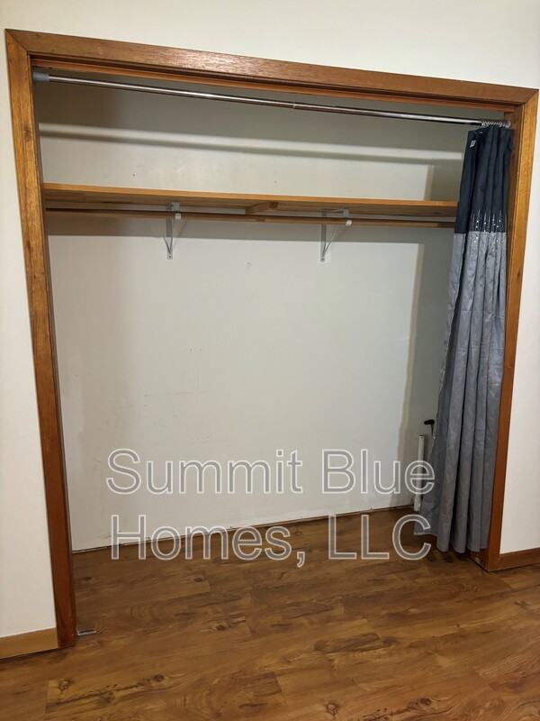 3953 Kent St #6 - Photo 4 of 9