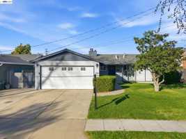 featured image of 36276 Sandalwood Street