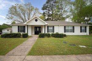 featured image of 991 Clausell Rd