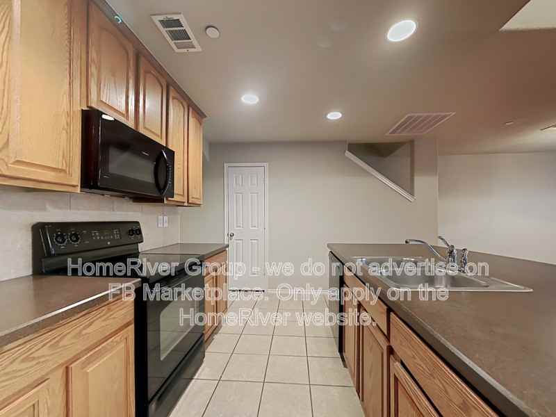 1145 Landon Ln - Photo 6 of 31