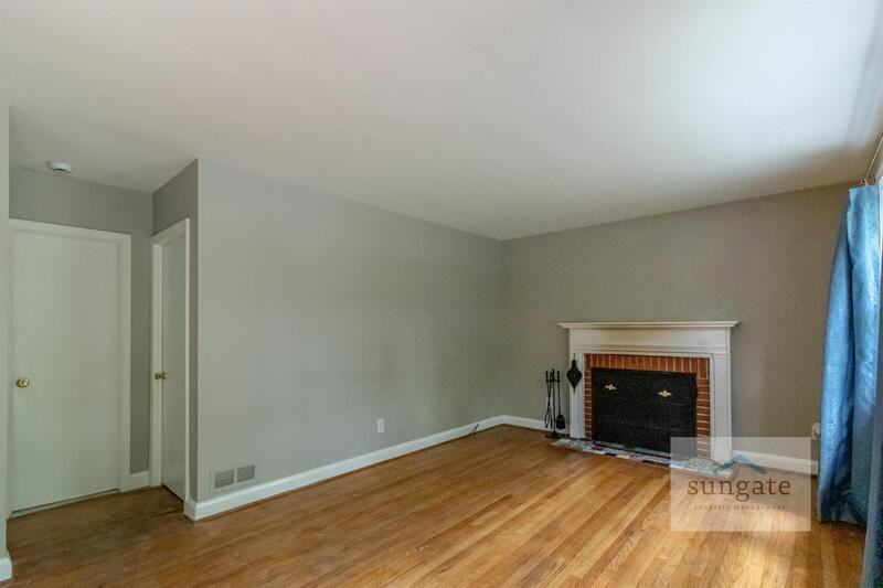 326 Lincoln Ave - Photo 6 of 23