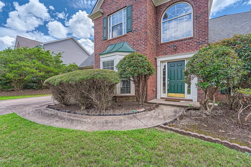 2282 Wickingham Dr Ne - Photo 3 of 31