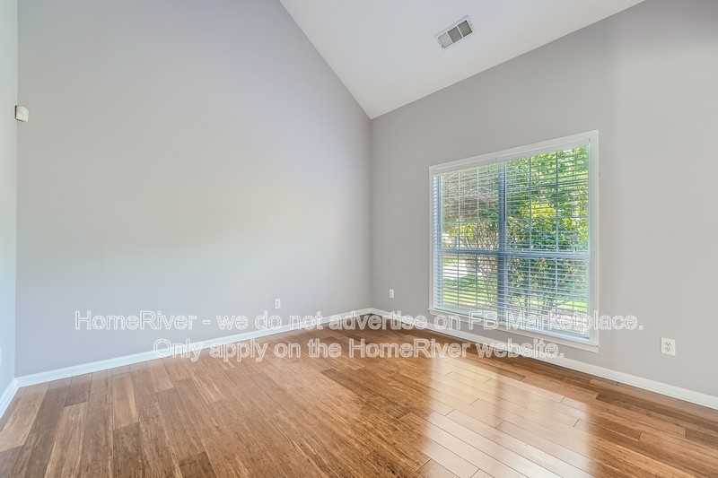 2282 Wickingham Dr Ne - Photo 5 of 31