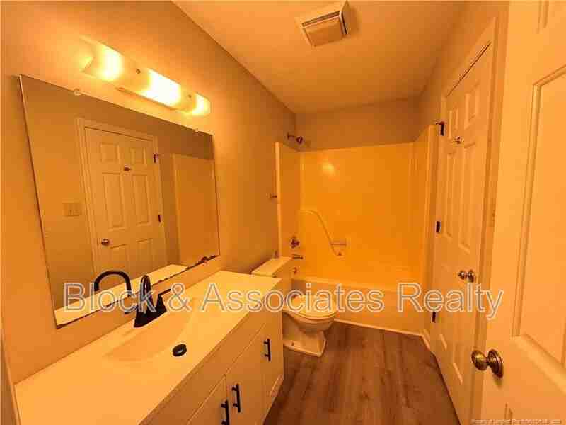 4077 Professional Dr - Photo 7 of 11