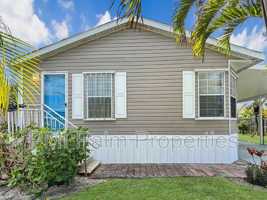 featured image of 7568 Se Swan Ave