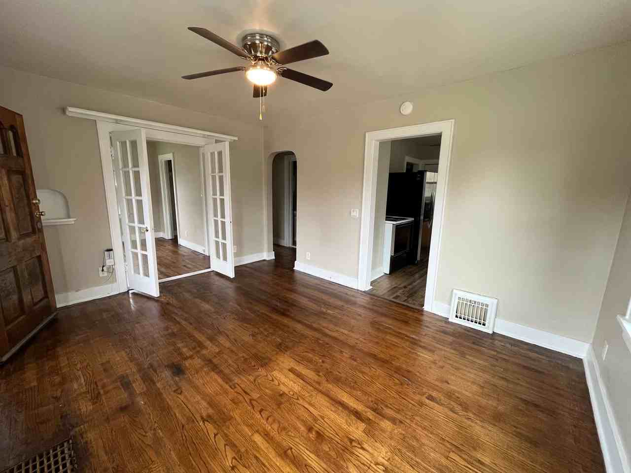 2331 4th St - Photo 3 of 18