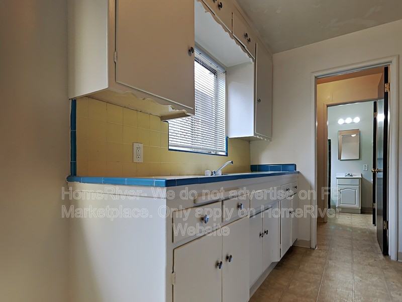 3224 X St #2 - Photo 6 of 16