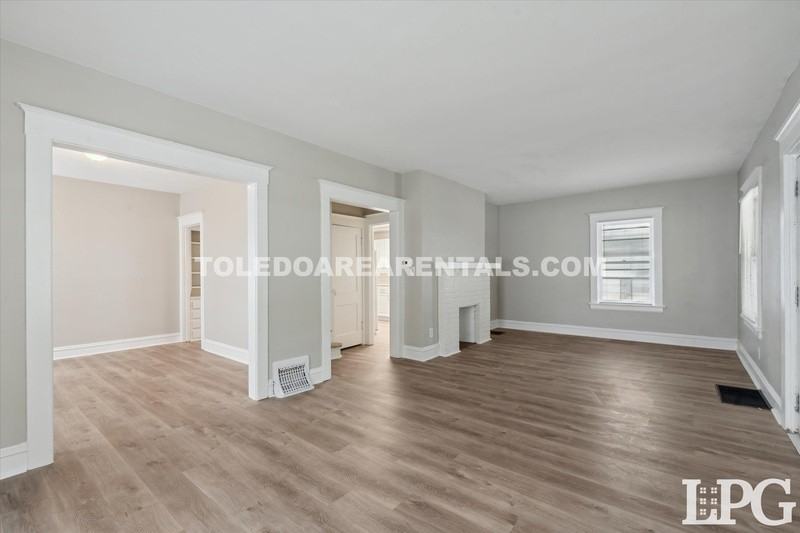 2907 Rockwood Pl - Photo 5 of 20