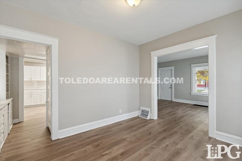 2907 Rockwood Pl - Photo 7 of 20