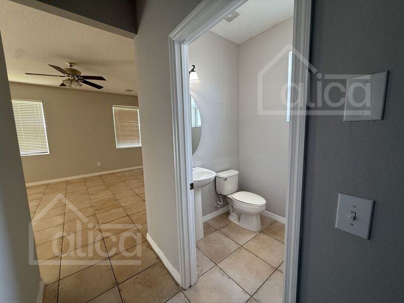 109 Whispering Pines Way - Photo 6 of 37