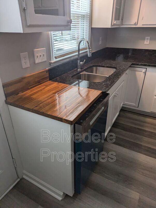 2314 Bethabara Rd - Photo 7 of 25