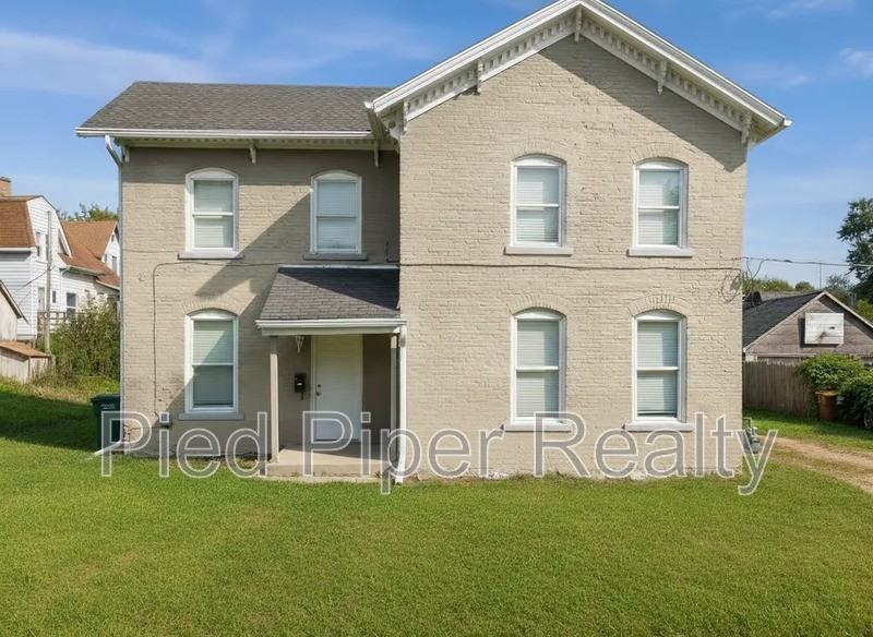 810 E Shawnee St
